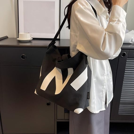 Geanta sport neagra din panza URBAN, 42x32 cm [1]
