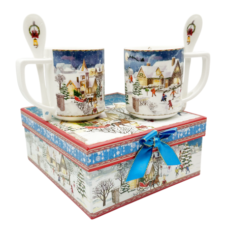 SERVIRE & DECORARE MASA CRACIUN - Set 2 Cani din Portelan cu Lingurita – Model Peisaj de Iarna, in Cutie Cadou Decorata