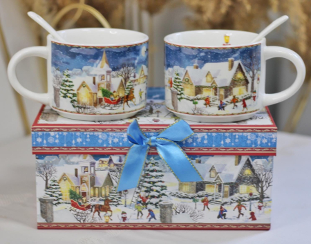 Set 2 Cesti din Portelan cu Lingurita SEASON – Model Peisaj de Iarna, in Cutie Cadou Decorata [1]