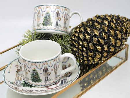 Set 2 Cesti & 2 Farfurii BERNARD - Model Spargatorul de Nuci [5]