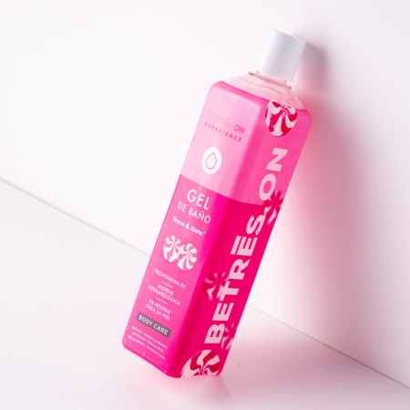 Gel de baie cu căpșuni și cremă Betres ON 750 ml [1]