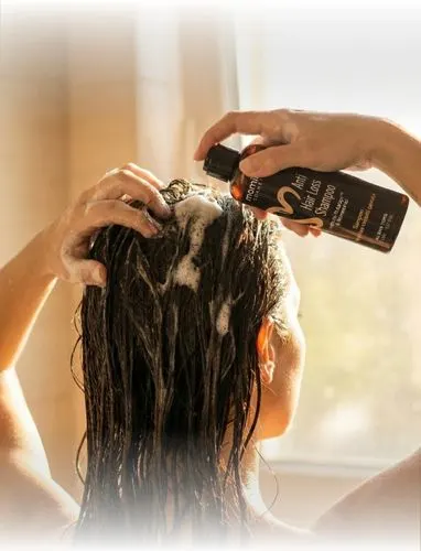 Șampon împotriva căderii părului cu 5% Baicapil și Pantenol 200 ml [2]