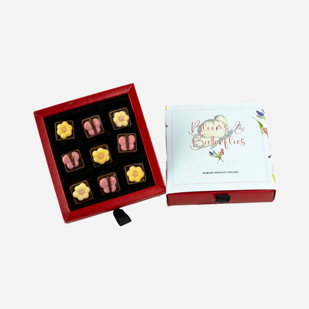 Cutie cu praline belgiene BLOOMS BUTTERFLIES