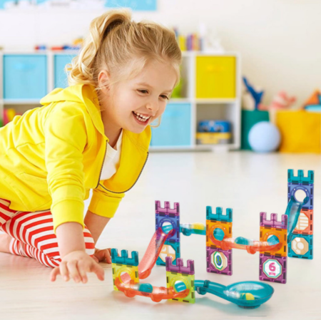 Set de construcție magnetică – circuit cu bile, 54 piese, cu cărticică color și autocolante [7]