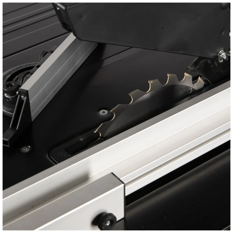 Fierastrau circular cu masa pentru lemn 1800W [5]