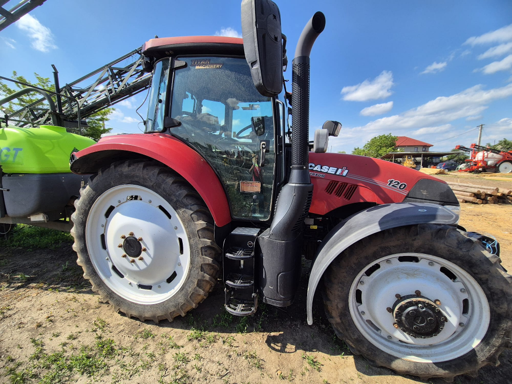 CASE IH LUXXUM 120 [1]