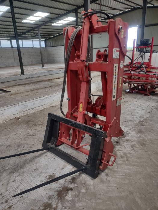 Catartg incarcator  tiranti tractor  1800KG [1]