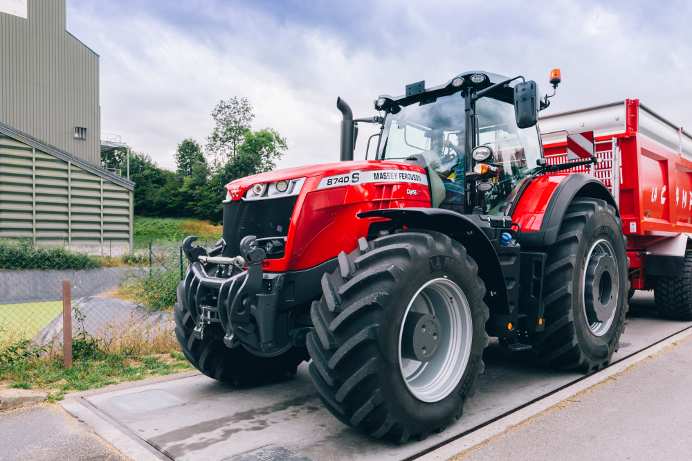 Manopera constatare, reparatie utilaje agricole si constructie [7]