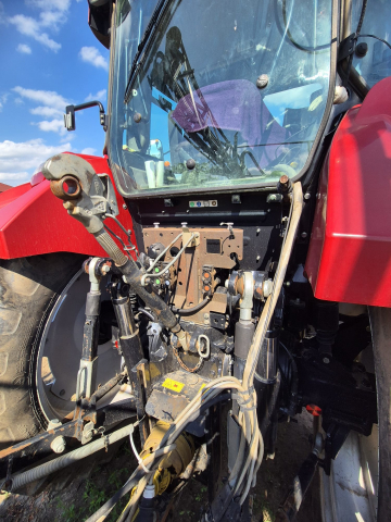 CASE IH LUXXUM 120 [4]