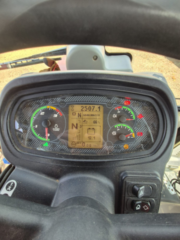 CASE IH LUXXUM 120 [3]