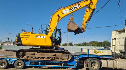 INCHIRIERE UTILAJE - EXCAVATOR JCB JS220