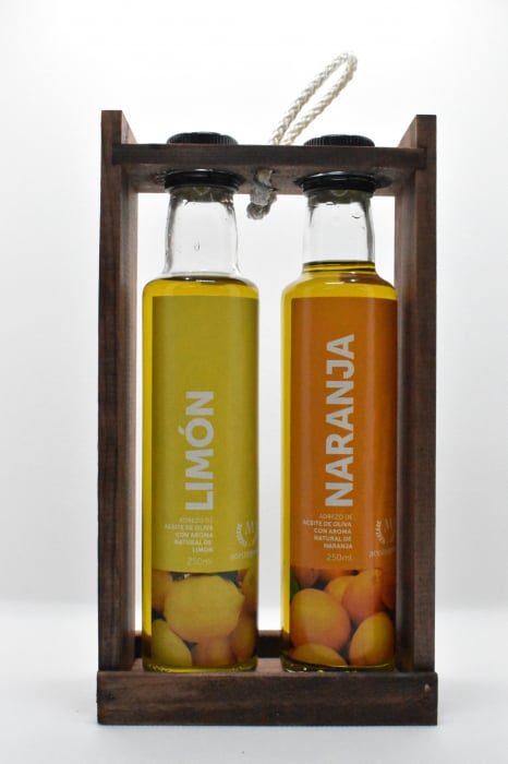 Suport din lemn cu 2 compartimente ulei. [4]