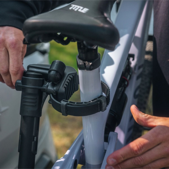 Suport pentru 3 biciclete, Thule VeloLite, cu prindere pe carligul de remorcare [9]