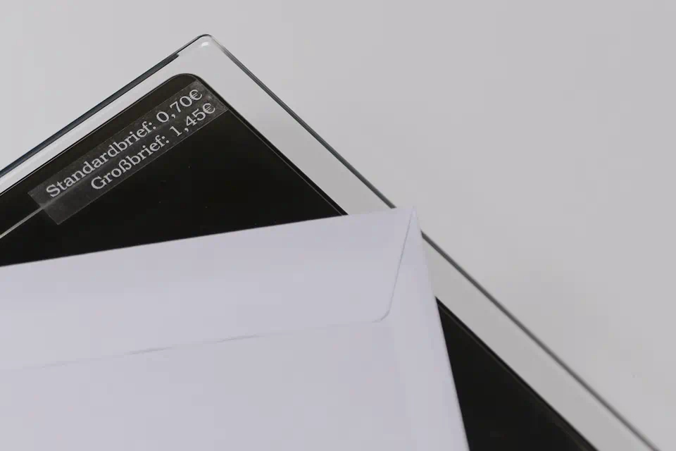 Banda de etichete Brother TZe135, Laminată, Alb pe Transparent, 12mm/8m [4]