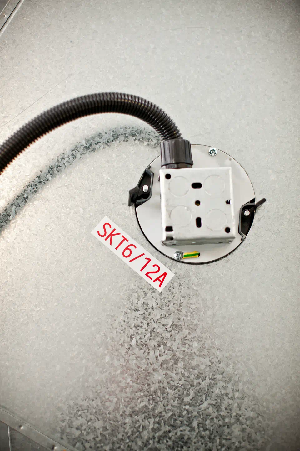 Brother TZ242 RED ON WHITE 18mm TAPE [3]