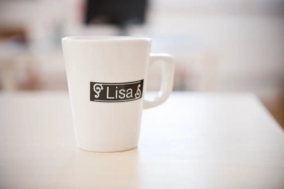 Brother TZE345 tape 18mm WHITE ON BLACK [3]