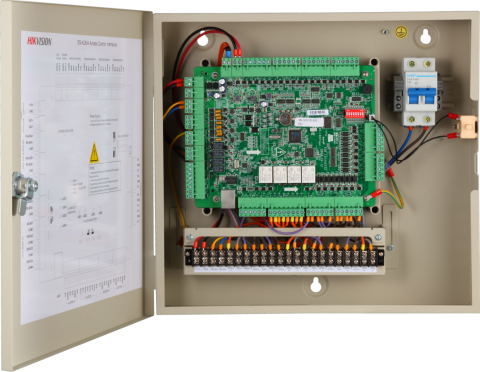 Centrala control acces Hikvision 4 usi ( 4 x cititoare Wiegand sau 8 x cititoare RS485), DS-K2604T; Compatibilitate cititoare: 4 x Wiegand sau 8 x RS485; Capacitate de stocare: 100,000 cartele si 300, [1]