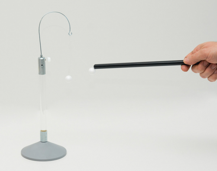 Pendul electric electrostatic [2]