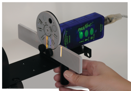 Dispozitiv pentru masurarea lungimii de unda (Spectre atomice) [1]
