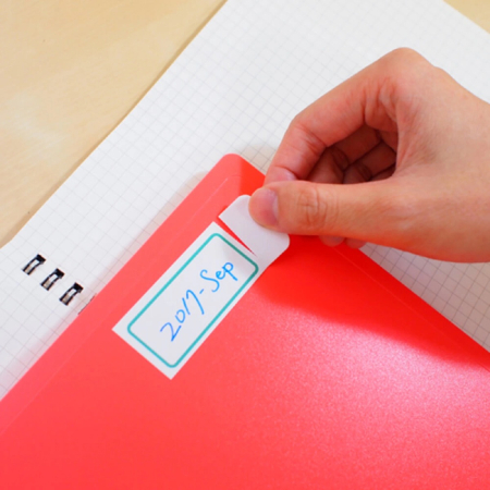 Etichete autocolante albe cu margine color [1]