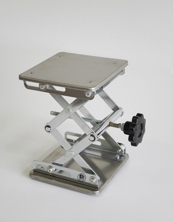 Materiale Didactice - Lift de laborator, inox, 15cmx15cm, inaltime 25cm