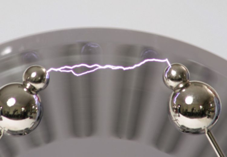 Masina Wimshurst de mare putere [1]