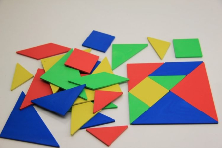 Set Tangram (4 culori,28 piese) [1]