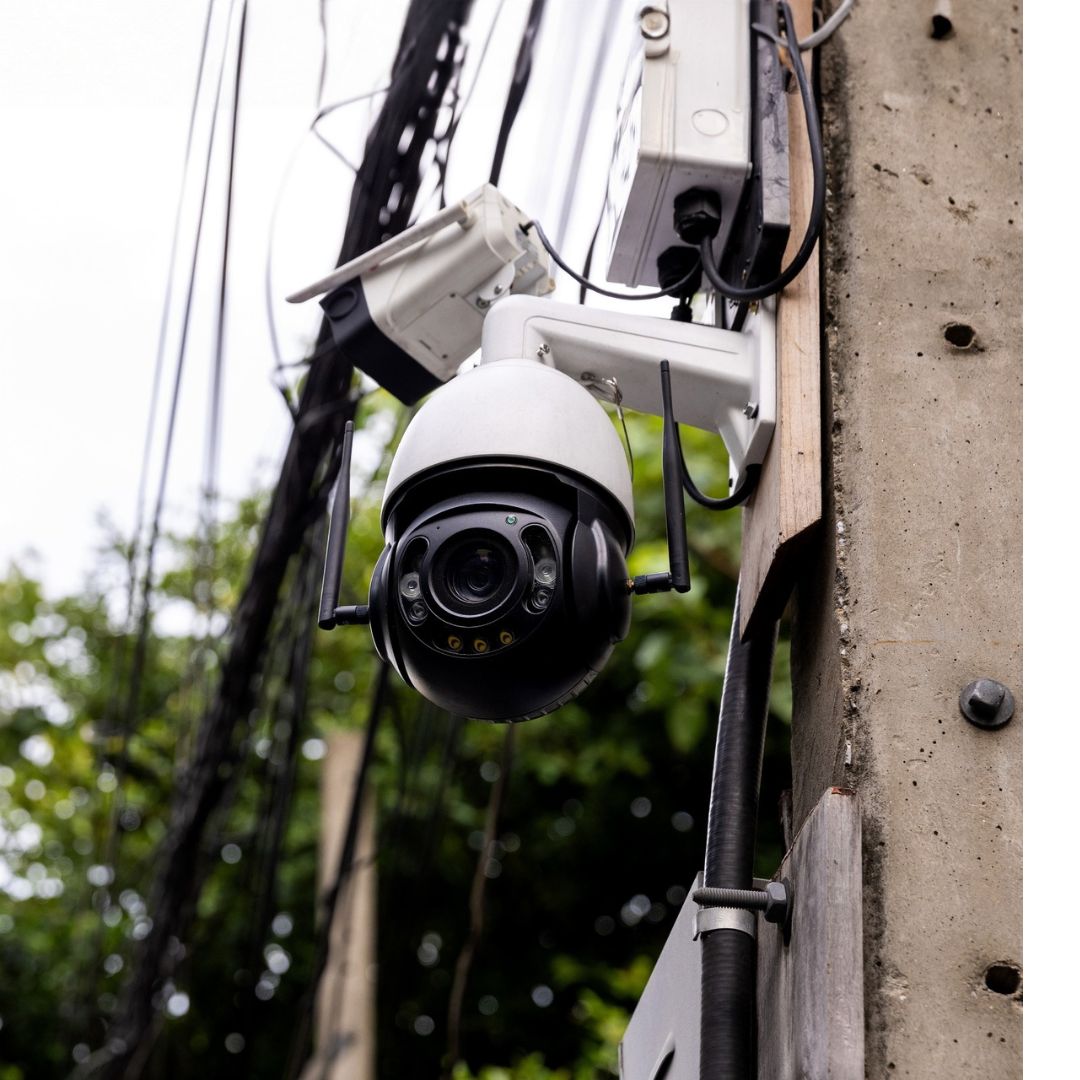 Camerele de Supraveghere Rotative: Cum Alegi Modelul Potrivit pentru Siguranța Casei Tale