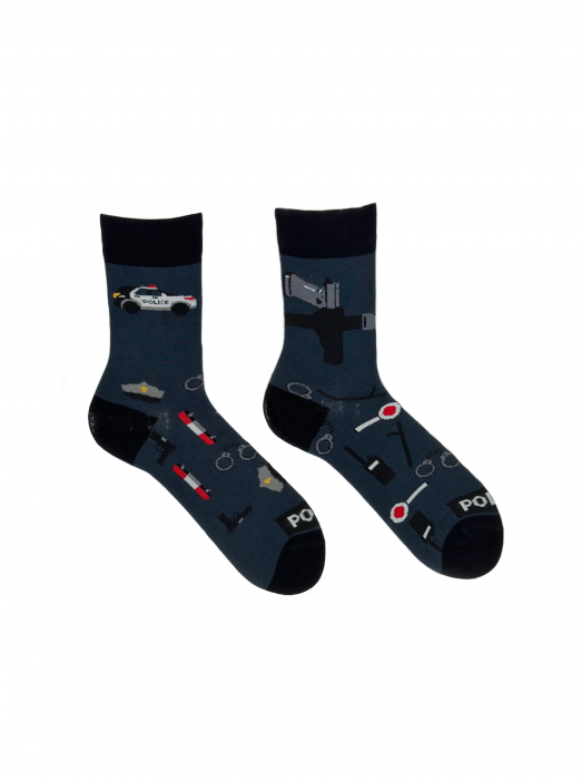 Sosete desperecheate "Lumea politiei" [1]