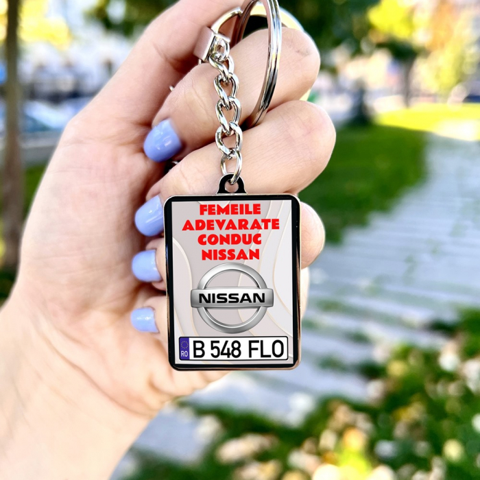 Breloc NISSAN Personalizat – Femeile adevarate [1]