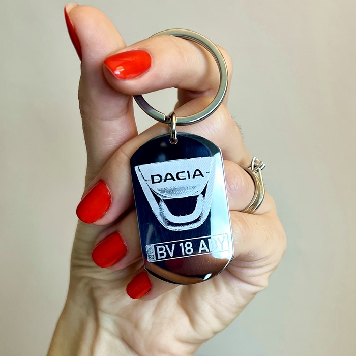 Breloc personalizat gravat DACIA [2]