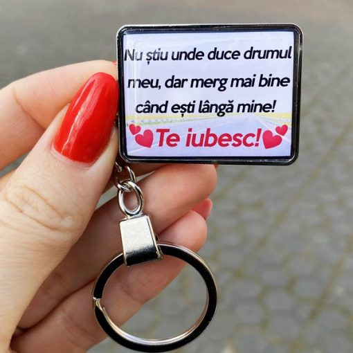 Breloc Cupluri Personalizat cu Mesaj – Nu Stiu Unde Duce Drumul Meu! [1]