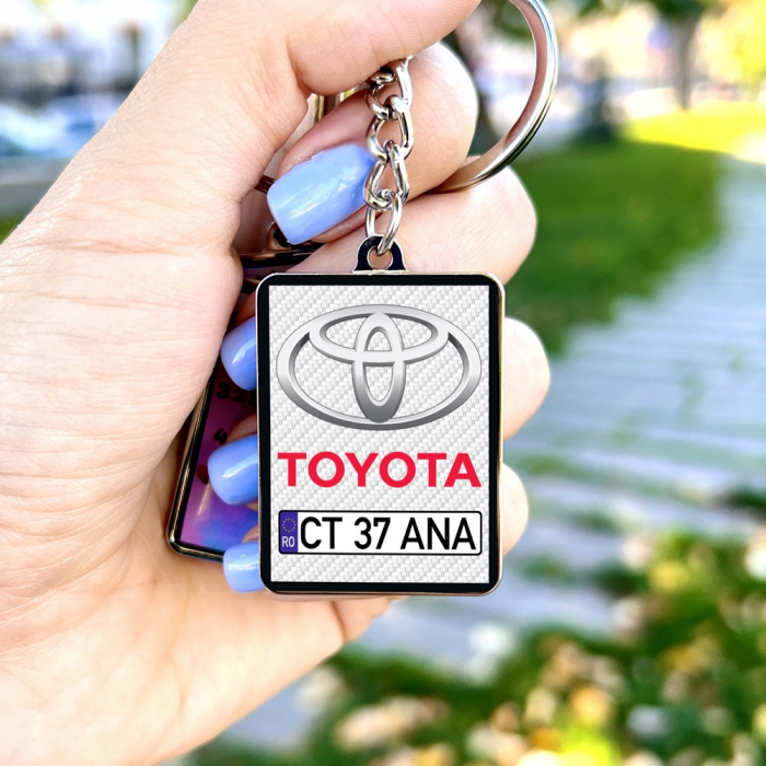 Breloc TOYOTA personalizat cu numarul masinii [1]