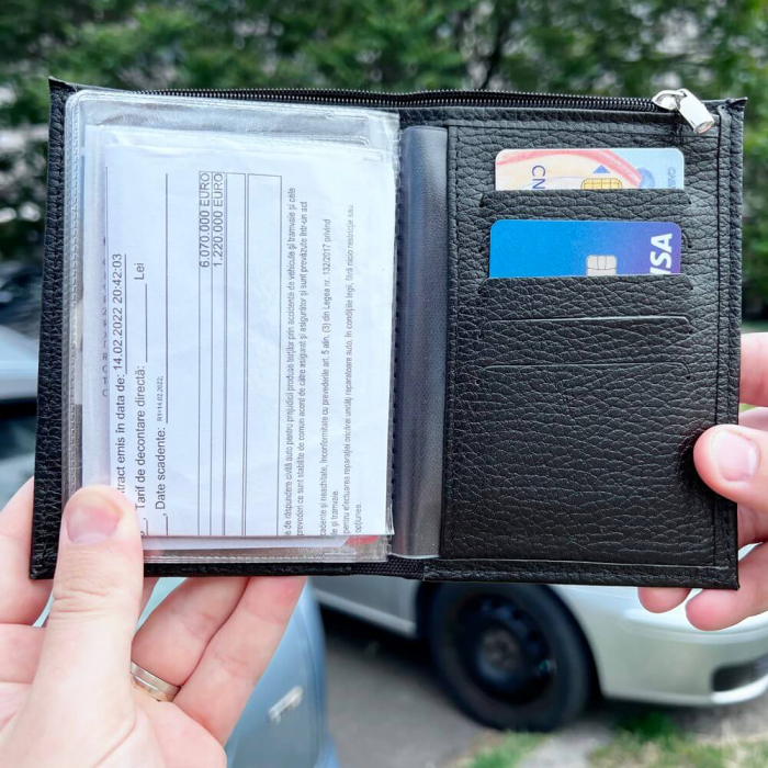Pachet Doua Portofele (rosu si negru) din Piele Personalizate-VW [8]