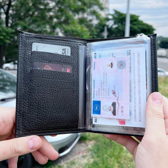 Pachet Portofel din piele cu prindere si breloc-SKODA [2]