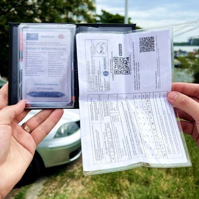 Pachet Port Acte din piele personalizat cu sigla masinii si breloc [3]