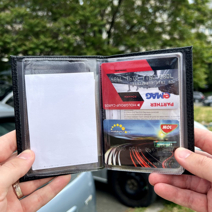Pachet Port Acte din piele personalizat cu sigla masinii si breloc [5]