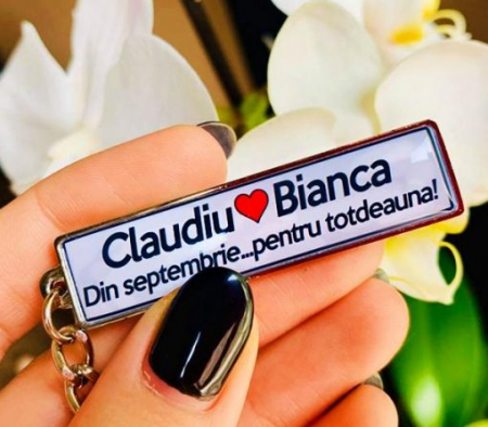 Cadouri personalizate cupluri - Breloc Pentru Chei Personalizat cu Mesaj – Pentru totdeauna