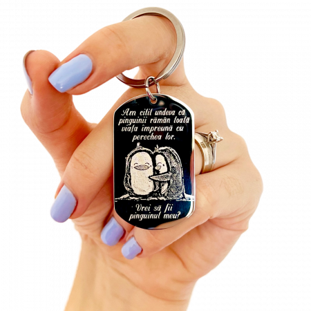 Cadouri personalizate de Paste - Breloc personalizat gravat – Pinguinii