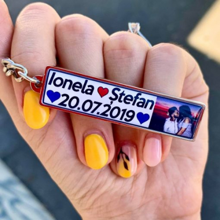 Breloc cheie auto - Breloc cu Nume Personalizat cu Poza, Mesaj si Data Aniversara