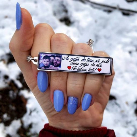 Breloc Personalizat Masina cu Poză si Mesaj – Ai Grija de Tine sa Poti Avea Grija de Noi [1]