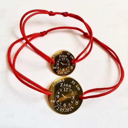 Cadouri personalizate nou nascuti - Set Bratari Argint placat cu aur cu Snur Rosu, Ceasul Bebelusului, Banut 19 & 14 Mm