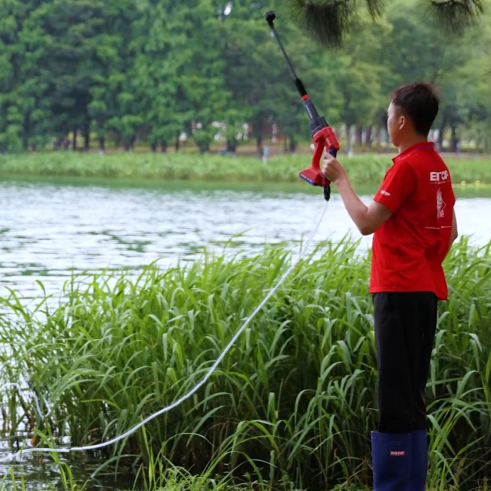 Aparat de spalat cu presiune cu 1 acumulator 4.0AH si incarcator, 24 bari, 6 capete, geanta inclusa - ELPW202501, EMTOP [13]