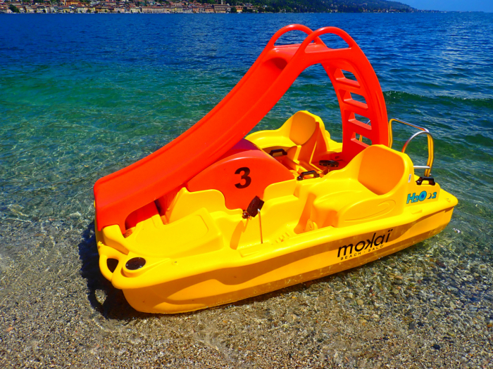 Hidrobiciclete 4 persoane fibra de polietilana lamelara H2O Smart Martini Nautiche Costruzioni [2]
