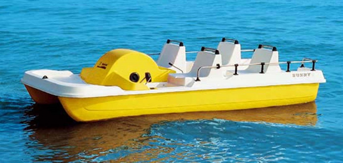 Hidrobiciclete 5 persoane fibra de sticla Sunny Time Special Martini Nautiche Costruzioni [6]