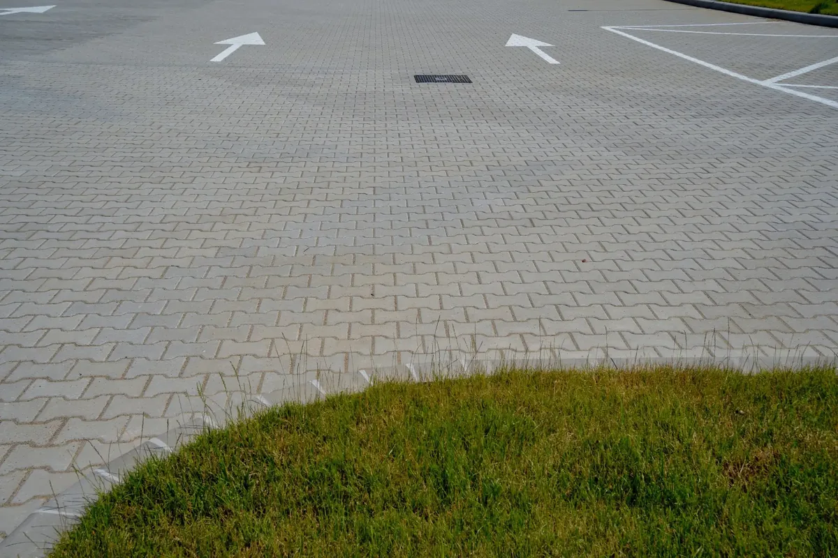Pavaj autoblocant, cu cant, beton, gri, 20 x 16.5 x 6 cm [2]