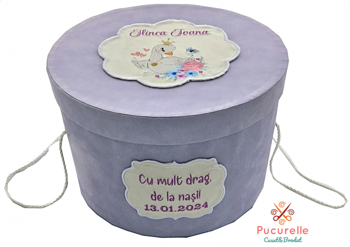 Trusou botez personalizat - 11 piese "Lebada gingașă" - lila [1]