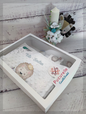 Trusou botez personalizat - 9 piese "Bebe Leu" [4]