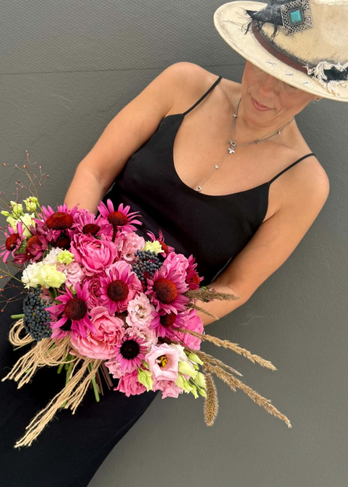 Buchet boem roz magenta romantic si delicat [8]