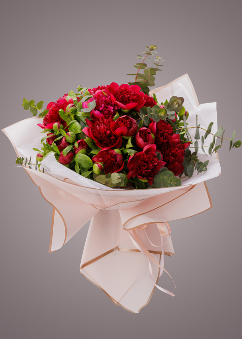 Buchet de bujori grena parfumati romanesti [4]